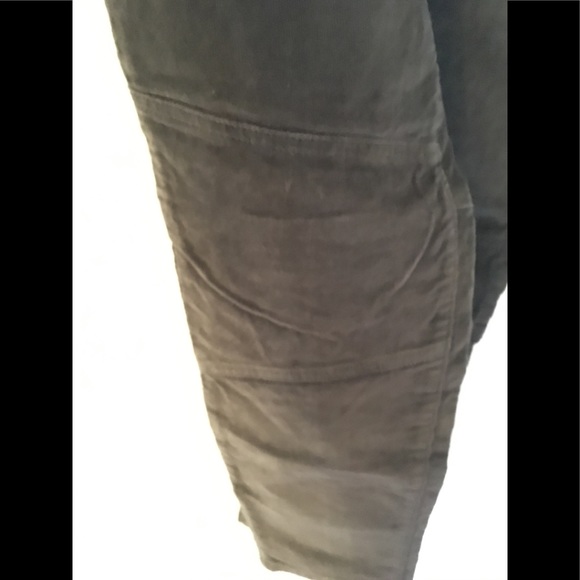 Gray cropped cord pant zipper at bottom - Picture 4 of 8